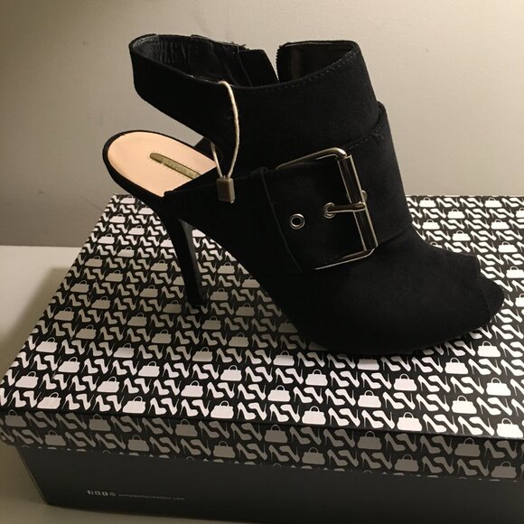NIB! PRIMADONNA Collection Black Suede Peep Toe Silver Buckle Heels EU38/US 8 - Picture 1 of 4